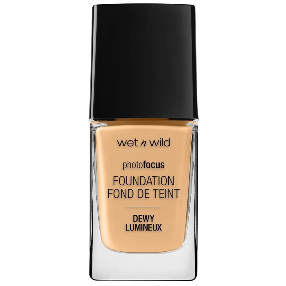 NEW Wet n Wild Photo Focus Dewy Foundation - Buff Bisque